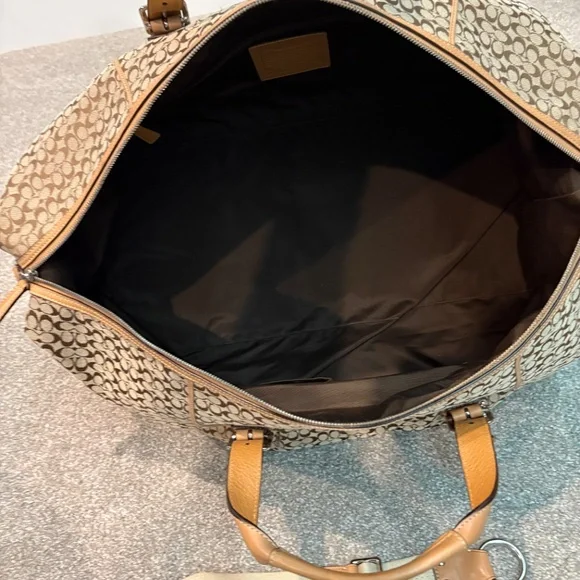 Coach Bags - Picture 6 of 16